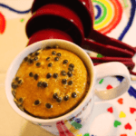 Bolo de caneca de maracujá