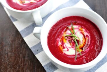 Sopa Creme de Beterraba