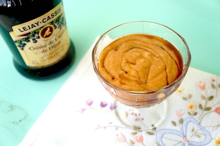 Creme de papaya com licor de cassis (sem leite)