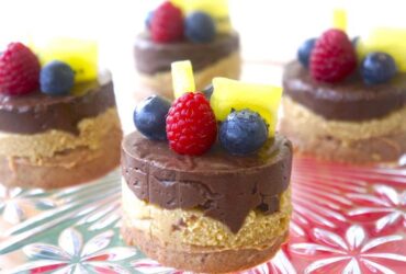 Tortinha gelada de cacau, castanhas e caramelo salgado