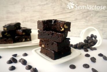 Brownies com iogurte grego zero lactose