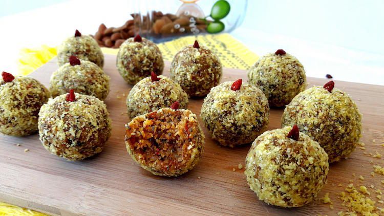 Docinhos de amêndoas e frutas secas